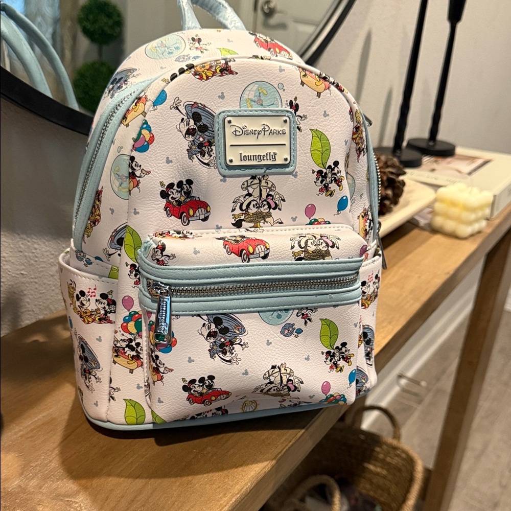 DISNEY PARKS LOUNGEFLY Backpack - Cream and Blue
